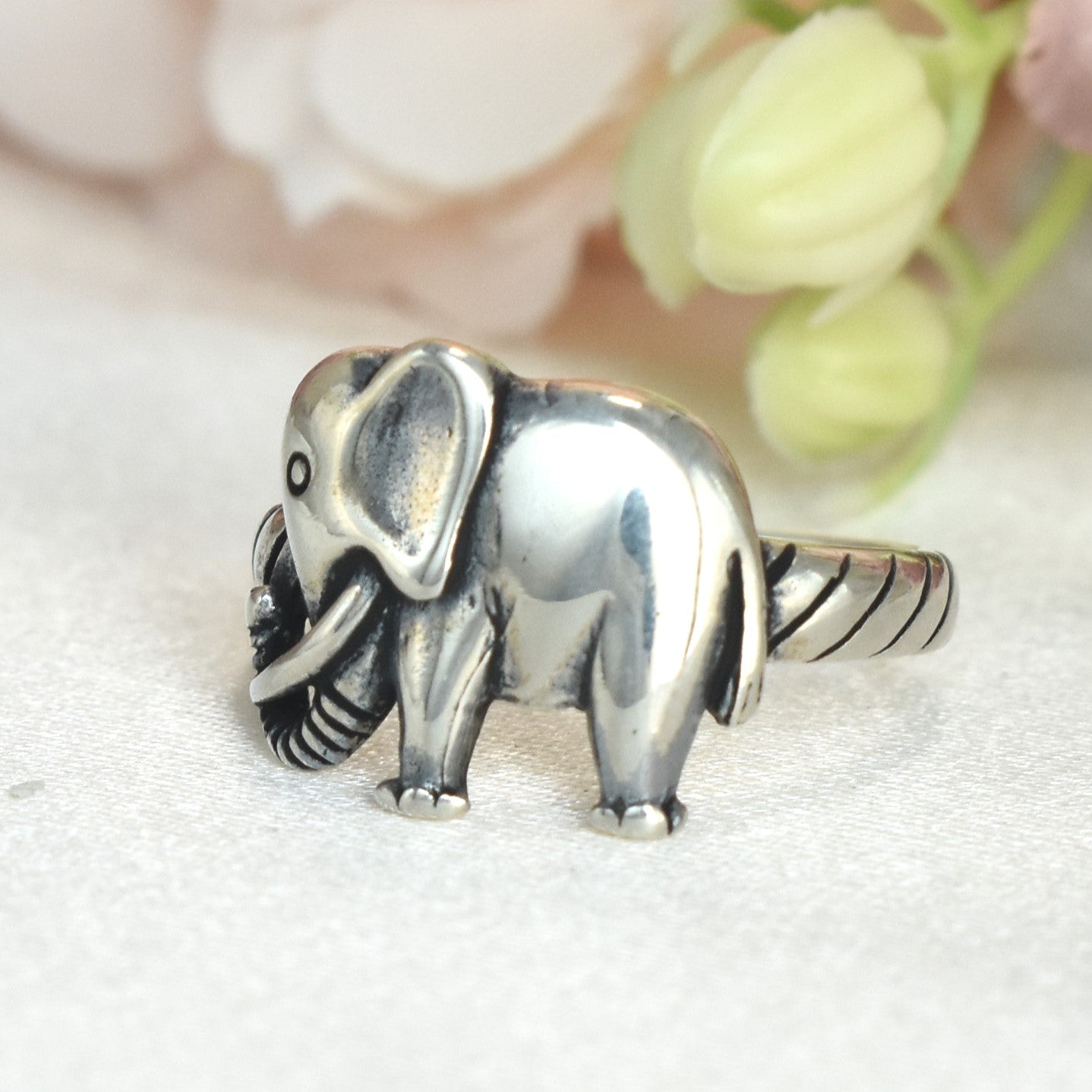 Elephant Ring Sterling Silver Protection Ring Anillo de Elefante Good Luck Ring