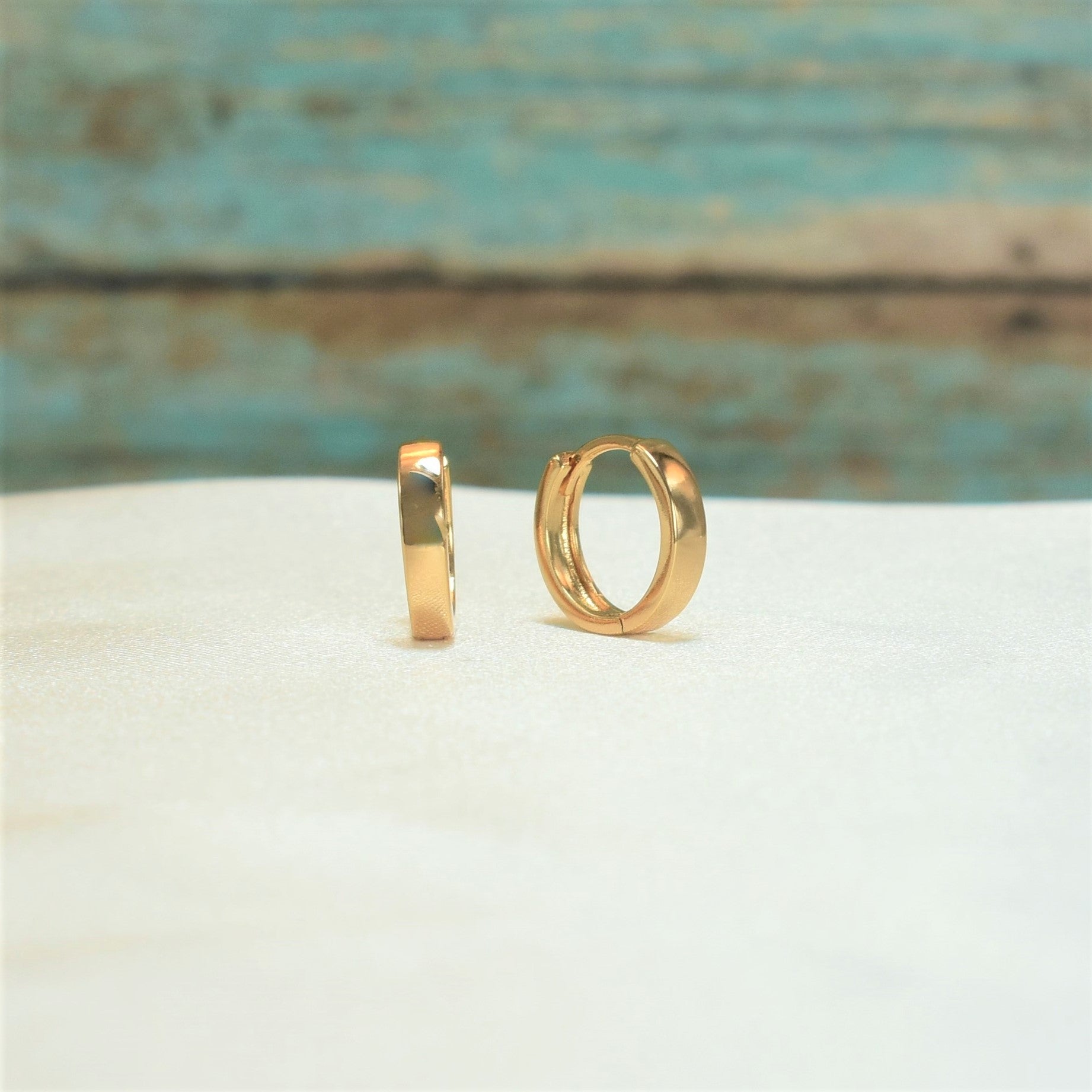 Simple Plain Gold Plated Huggie Earrings For Women, Men, Kids